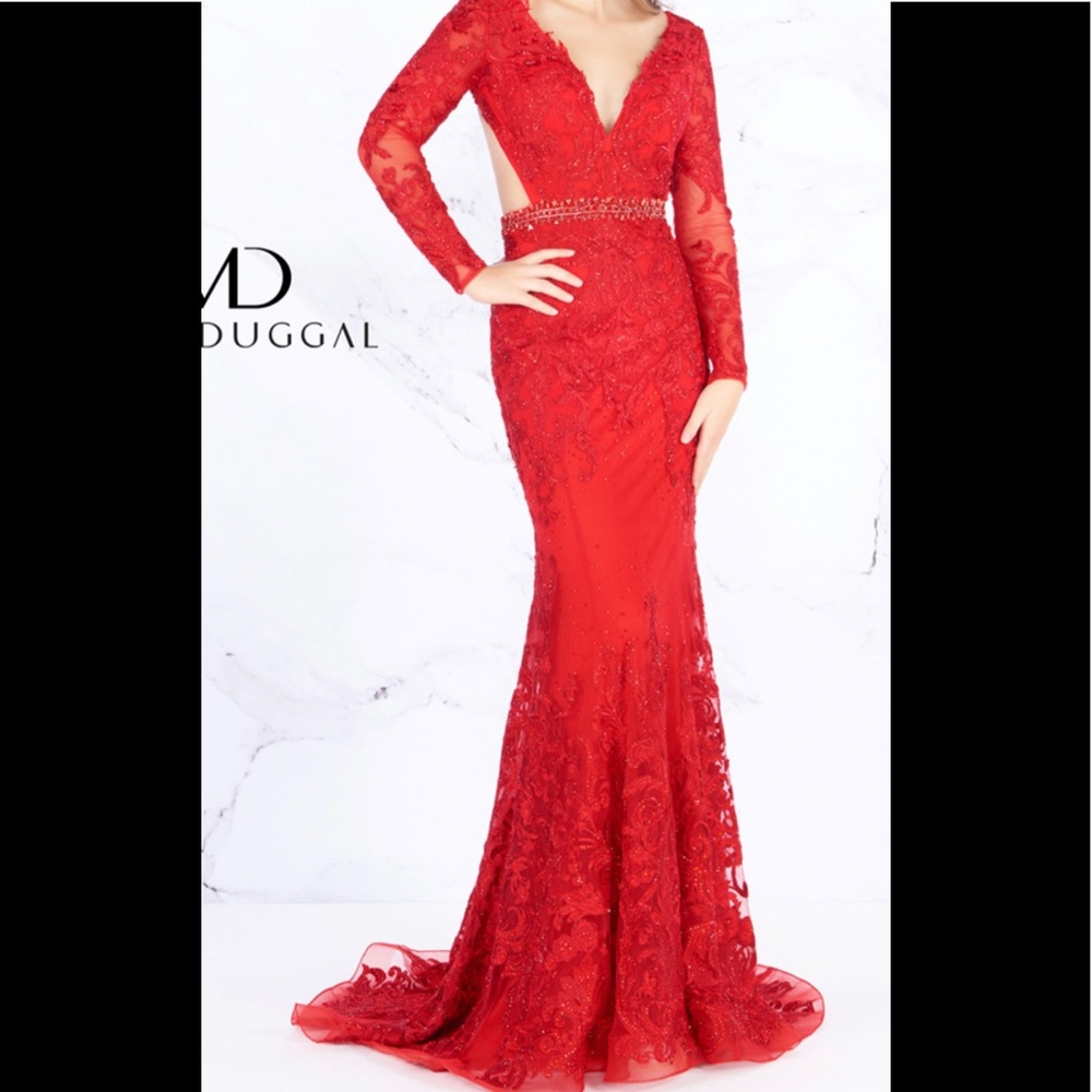 Gorgeous Macduggal dress. Color Red. Size 6